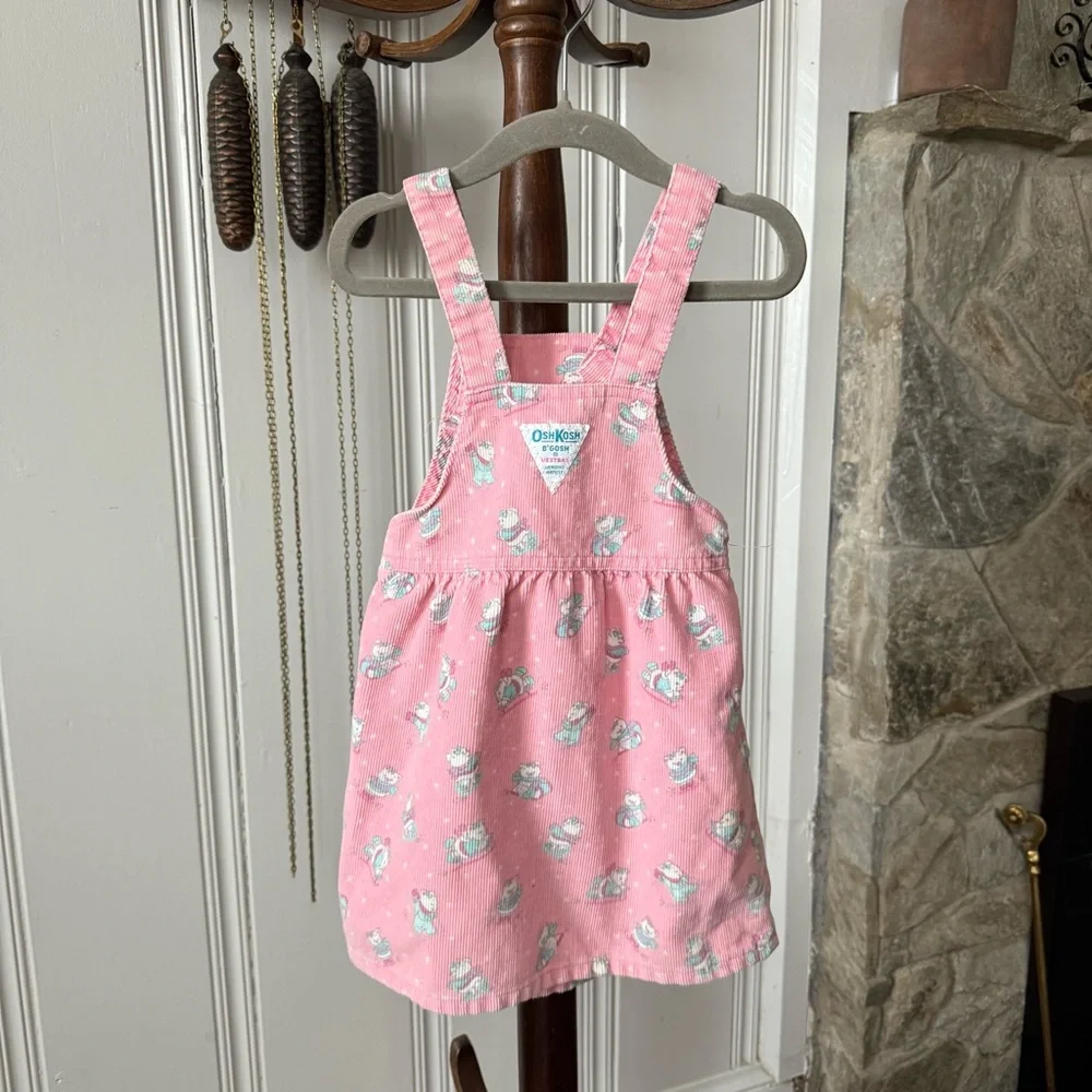 Vintage OshKosh B'gosh Sledding Bear Pink Corduroy Overall Dress size 4t
